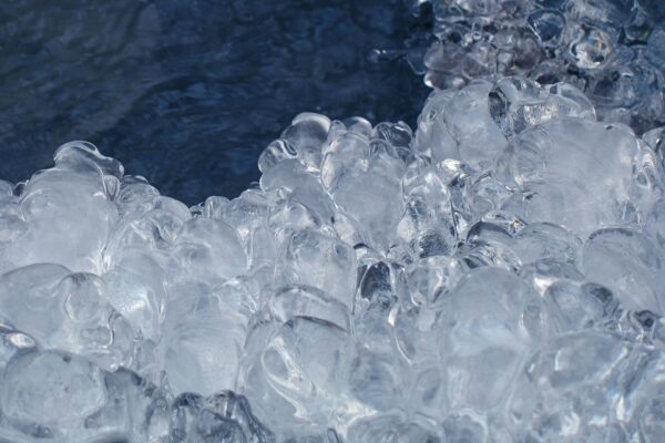 Effektiv isproduktion med Dosy doseringsmaskine – den ideelle B2B-løsning