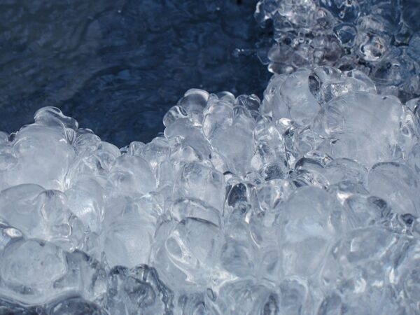 Effektiv isproduktion med Dosy doseringsmaskine – den ideelle B2B-løsning