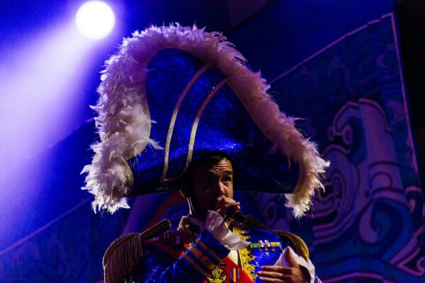 Cirkus kostumer – når livet (eller festen) kræver lidt mere glitter og gak! 🎪🎉